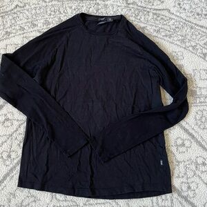 Hugo Boss long sleeved shirt men’s size small regular fit - gently used